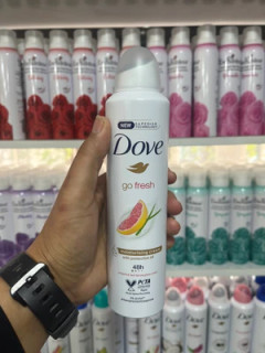 اسپری ضدتعریق زنانه داو مدل Go Fresh - رایحه گریپفروت و علف لیمو - حاوی روغن محافظ + وگان (حجم ۲۵۰ میل)